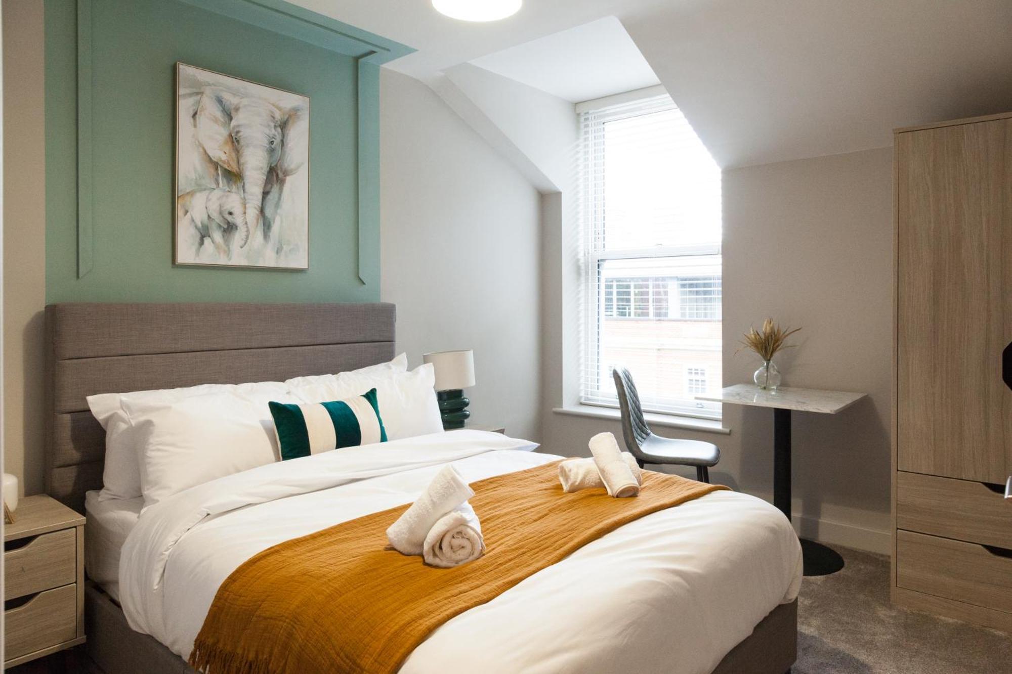 Somers Suites Apartments Leeds  Exterior photo